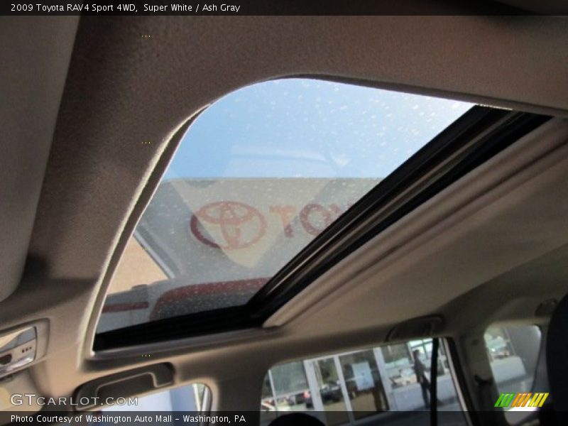 Super White / Ash Gray 2009 Toyota RAV4 Sport 4WD