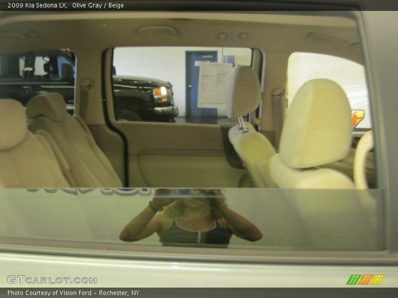 Olive Gray / Beige 2009 Kia Sedona LX