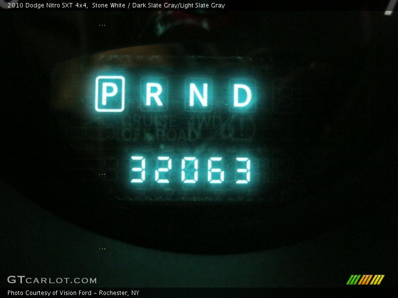 Stone White / Dark Slate Gray/Light Slate Gray 2010 Dodge Nitro SXT 4x4