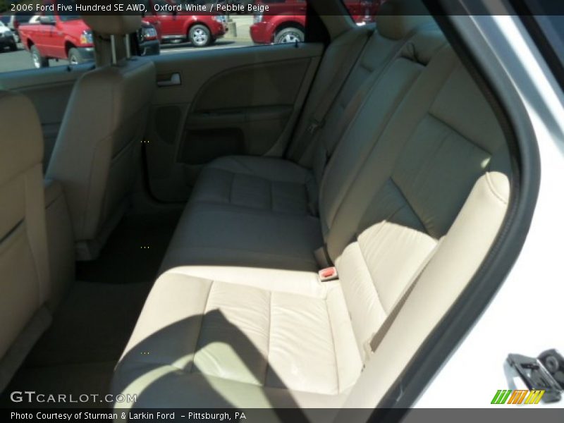Oxford White / Pebble Beige 2006 Ford Five Hundred SE AWD