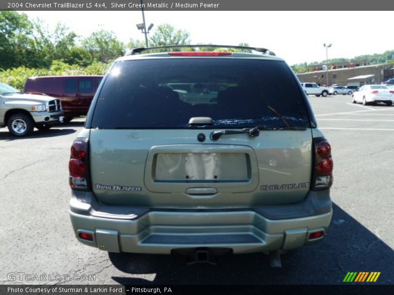 Silver Green Metallic / Medium Pewter 2004 Chevrolet TrailBlazer LS 4x4