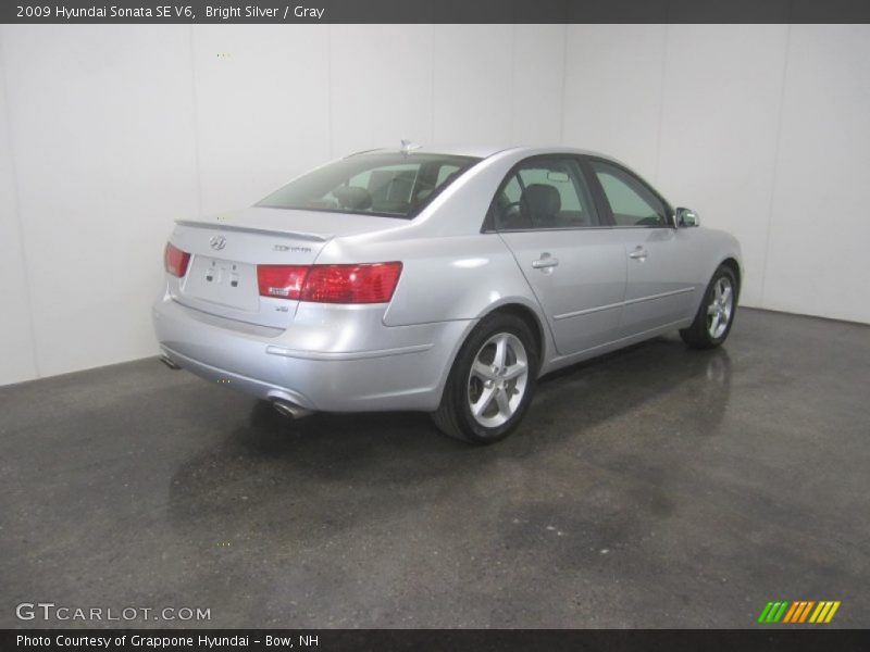 Bright Silver / Gray 2009 Hyundai Sonata SE V6