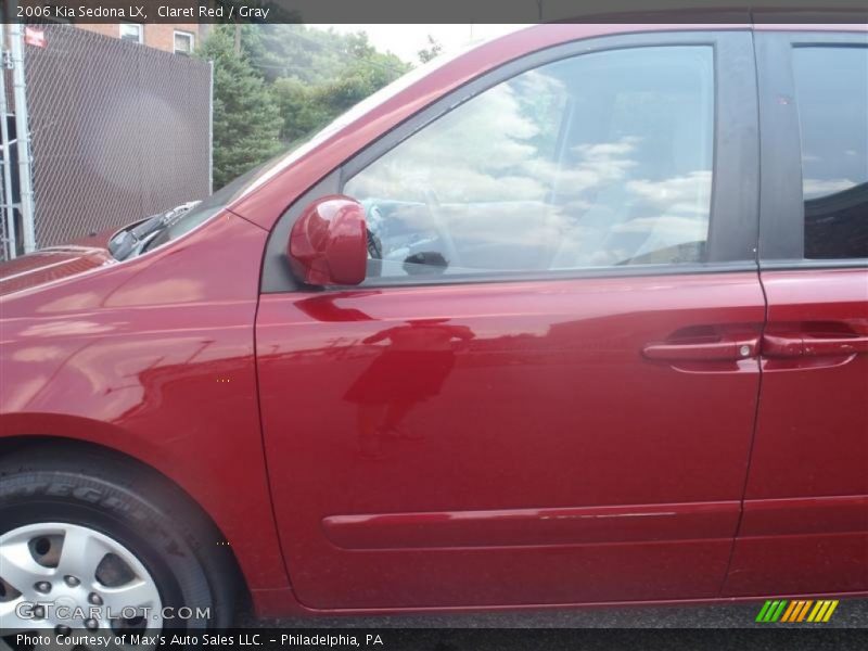 Claret Red / Gray 2006 Kia Sedona LX