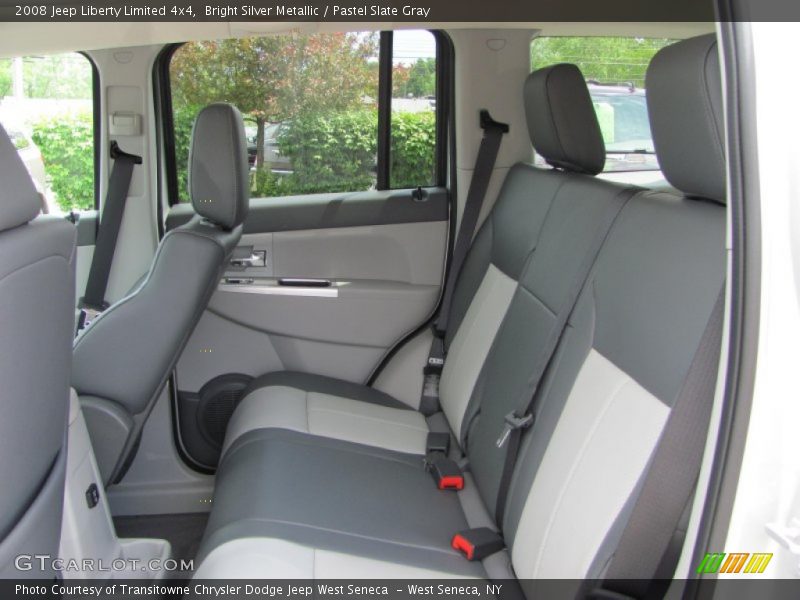 Bright Silver Metallic / Pastel Slate Gray 2008 Jeep Liberty Limited 4x4