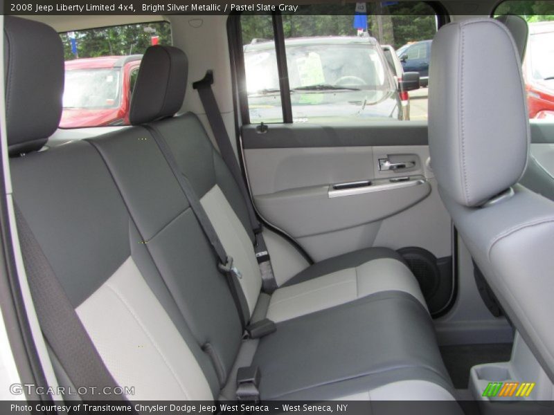 Bright Silver Metallic / Pastel Slate Gray 2008 Jeep Liberty Limited 4x4