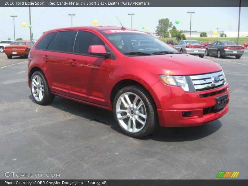 Front 3/4 View of 2010 Edge Sport