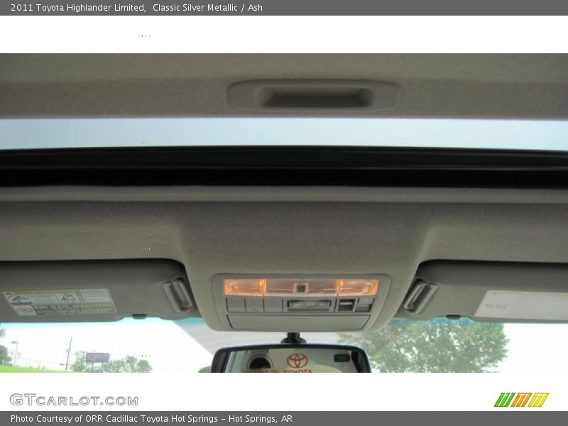 Classic Silver Metallic / Ash 2011 Toyota Highlander Limited