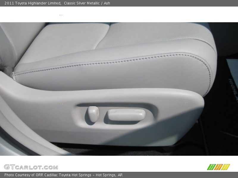 Classic Silver Metallic / Ash 2011 Toyota Highlander Limited