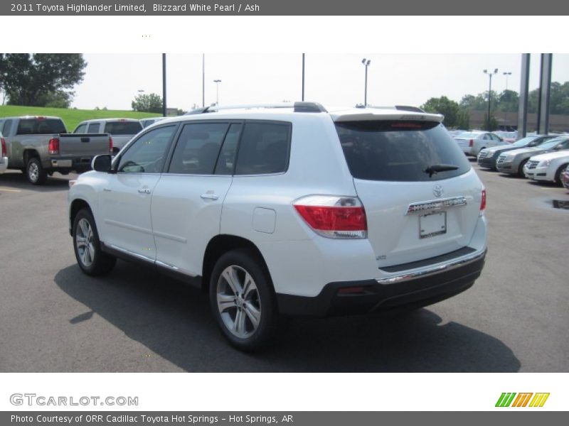 Blizzard White Pearl / Ash 2011 Toyota Highlander Limited