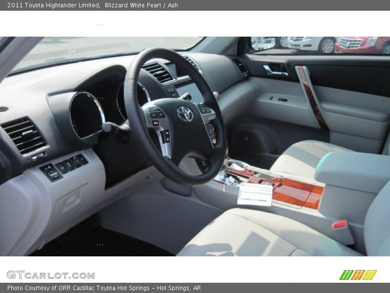 Blizzard White Pearl / Ash 2011 Toyota Highlander Limited