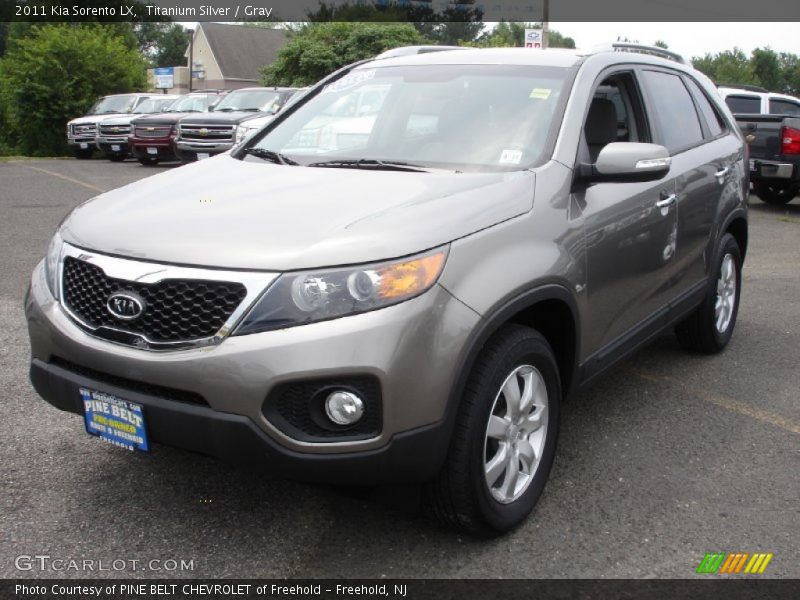 Titanium Silver / Gray 2011 Kia Sorento LX