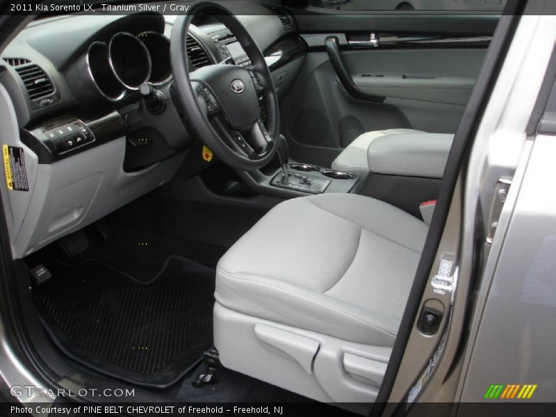 Titanium Silver / Gray 2011 Kia Sorento LX