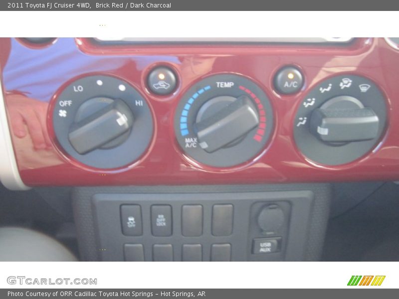 Brick Red / Dark Charcoal 2011 Toyota FJ Cruiser 4WD
