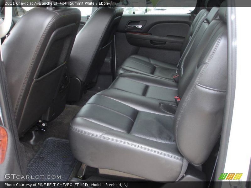 Summit White / Ebony 2011 Chevrolet Avalanche LT 4x4