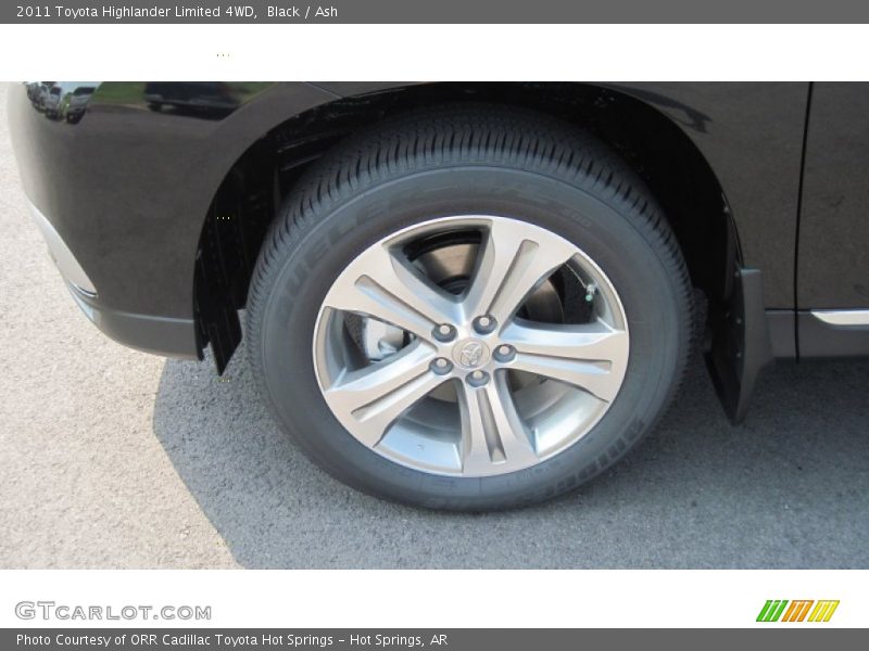 Black / Ash 2011 Toyota Highlander Limited 4WD