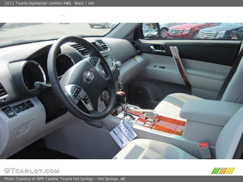 Black / Ash 2011 Toyota Highlander Limited 4WD