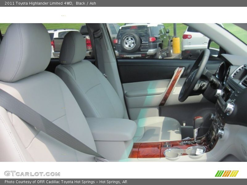 Black / Ash 2011 Toyota Highlander Limited 4WD