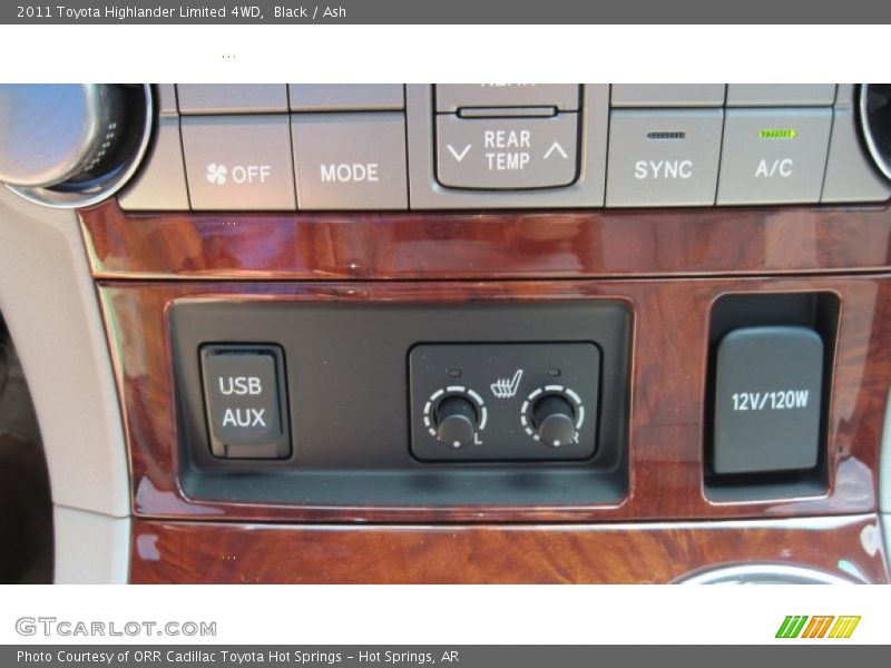 Black / Ash 2011 Toyota Highlander Limited 4WD