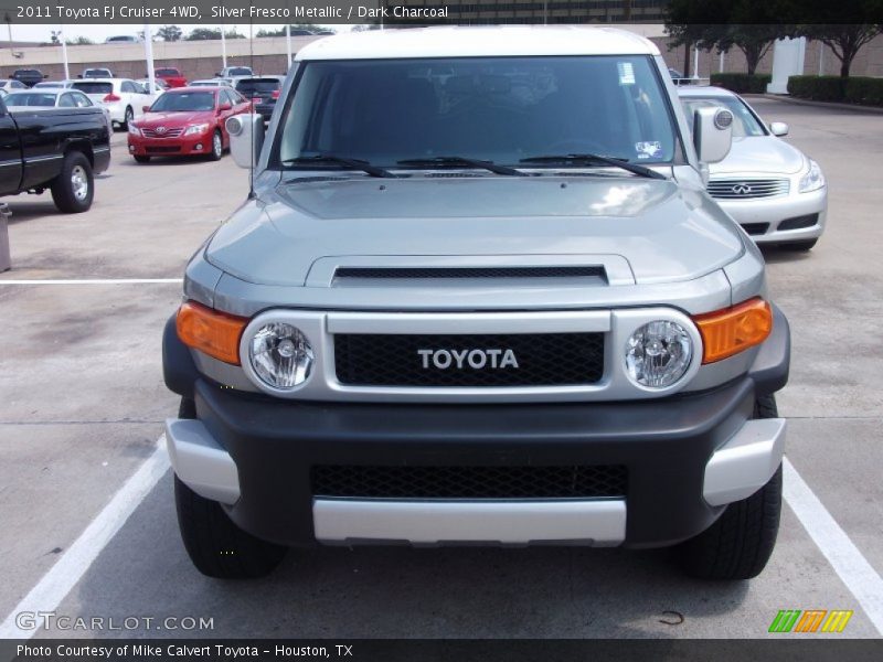 Silver Fresco Metallic / Dark Charcoal 2011 Toyota FJ Cruiser 4WD