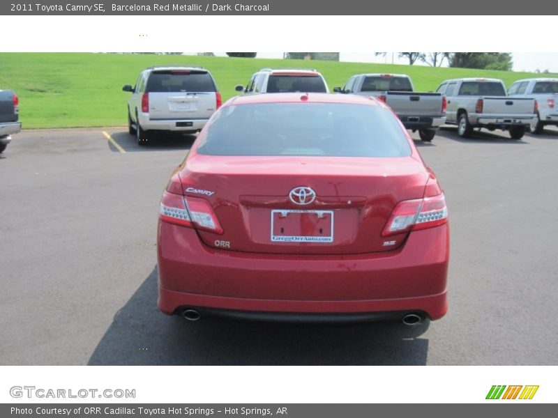 Barcelona Red Metallic / Dark Charcoal 2011 Toyota Camry SE