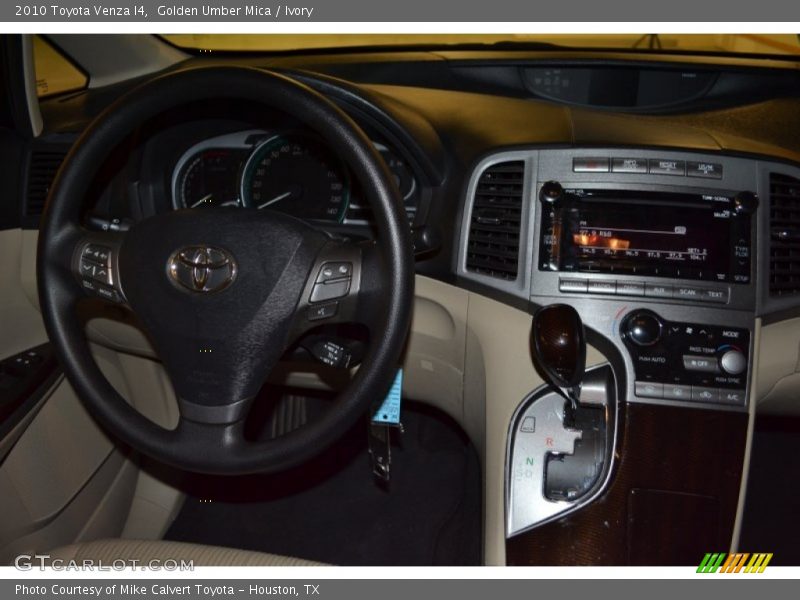 Golden Umber Mica / Ivory 2010 Toyota Venza I4