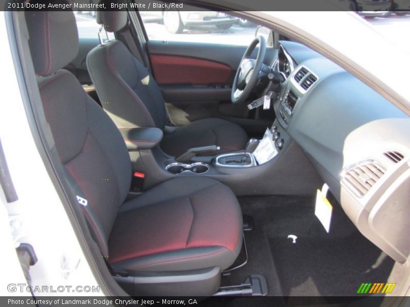 Bright White / Black/Red 2011 Dodge Avenger Mainstreet