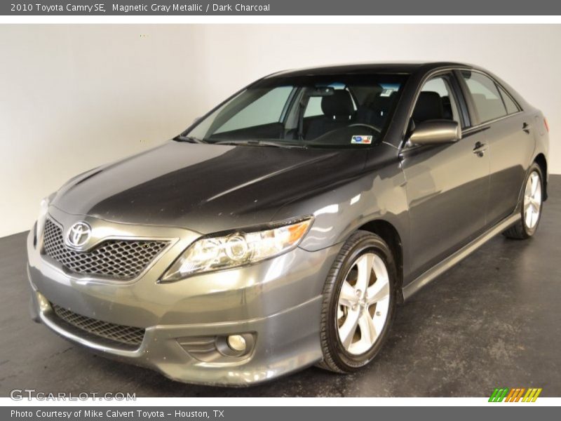 Magnetic Gray Metallic / Dark Charcoal 2010 Toyota Camry SE