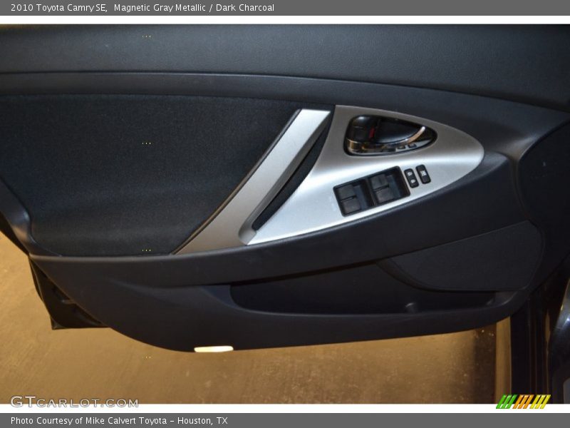 Magnetic Gray Metallic / Dark Charcoal 2010 Toyota Camry SE