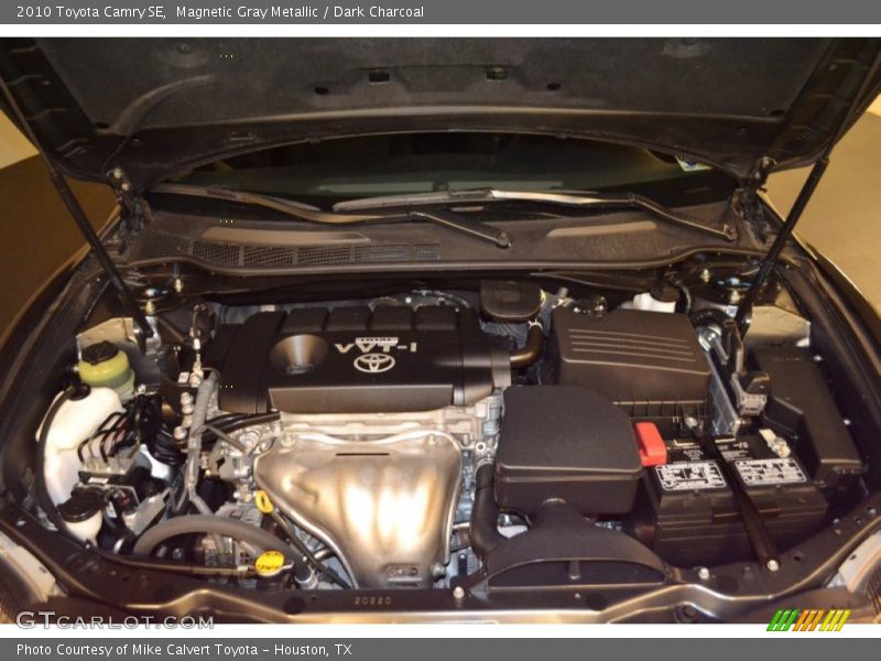 Magnetic Gray Metallic / Dark Charcoal 2010 Toyota Camry SE
