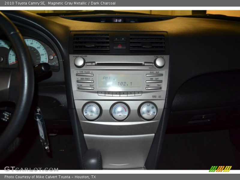 Magnetic Gray Metallic / Dark Charcoal 2010 Toyota Camry SE