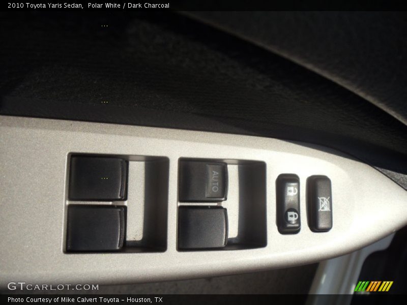 Polar White / Dark Charcoal 2010 Toyota Yaris Sedan