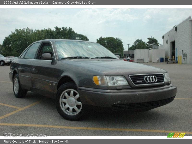 Front 3/4 View of 1996 A6 2.8 quattro Sedan