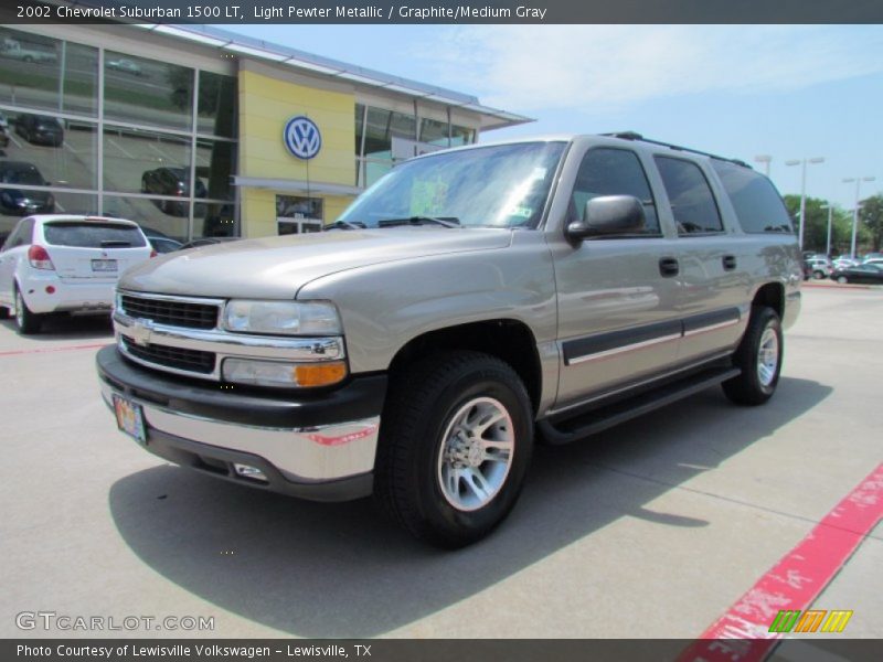 Light Pewter Metallic / Graphite/Medium Gray 2002 Chevrolet Suburban 1500 LT