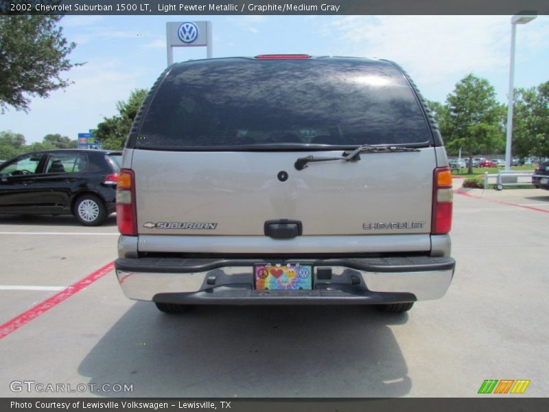 Light Pewter Metallic / Graphite/Medium Gray 2002 Chevrolet Suburban 1500 LT