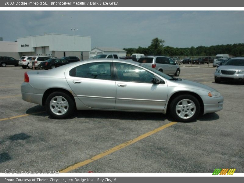 Bright Silver Metallic / Dark Slate Gray 2003 Dodge Intrepid SE