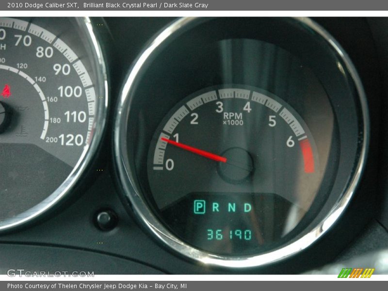 Brilliant Black Crystal Pearl / Dark Slate Gray 2010 Dodge Caliber SXT