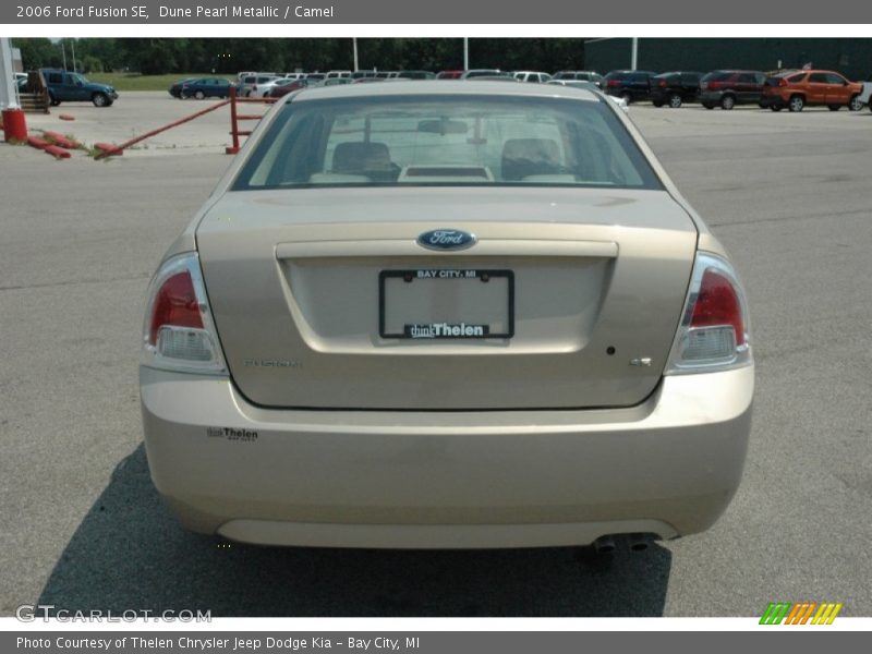Dune Pearl Metallic / Camel 2006 Ford Fusion SE