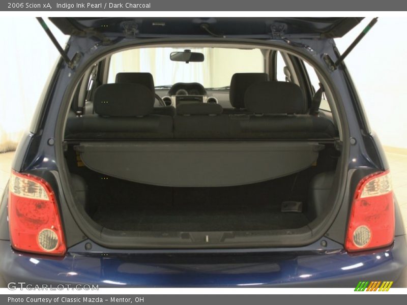 Indigo Ink Pearl / Dark Charcoal 2006 Scion xA