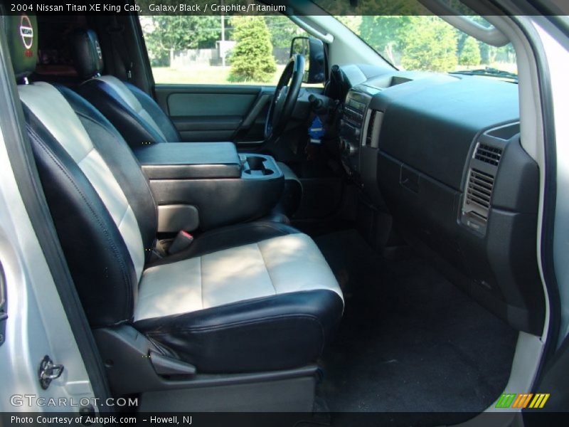 Galaxy Black / Graphite/Titanium 2004 Nissan Titan XE King Cab