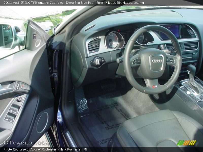 Deep Sea Blue Pearl Effect / Black Silk Nappa Leather 2011 Audi S5 3.0 TFSI quattro Cabriolet
