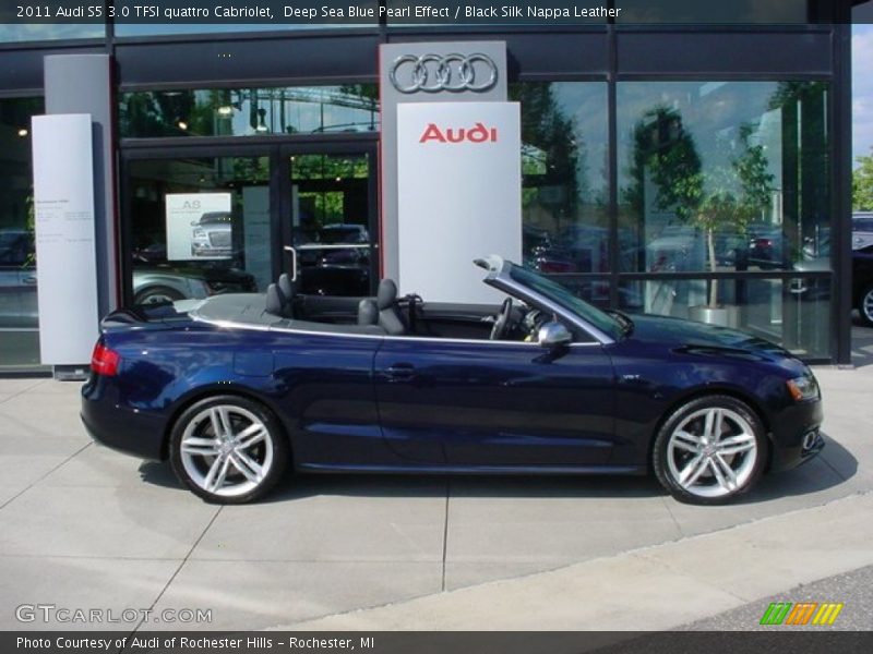 Deep Sea Blue Pearl Effect / Black Silk Nappa Leather 2011 Audi S5 3.0 TFSI quattro Cabriolet