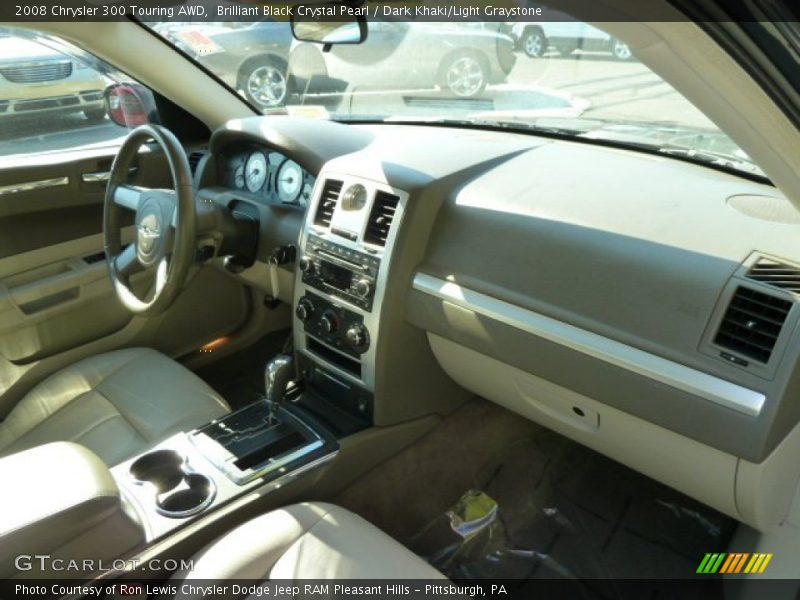 Dashboard of 2008 300 Touring AWD