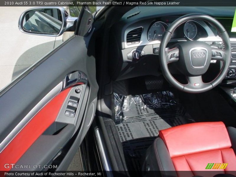  2010 S5 3.0 TFSI quattro Cabriolet Magma Red Silk Nappa Leather Interior