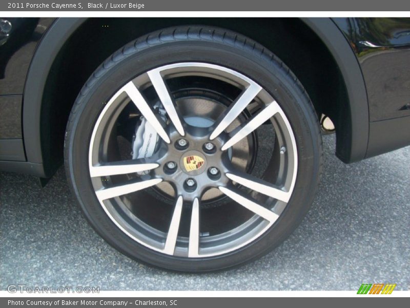 Black / Luxor Beige 2011 Porsche Cayenne S