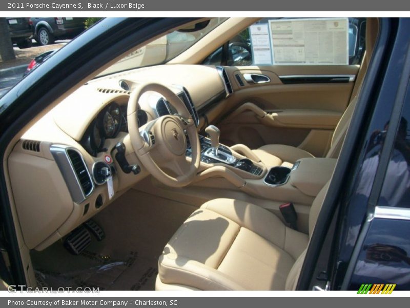 Black / Luxor Beige 2011 Porsche Cayenne S