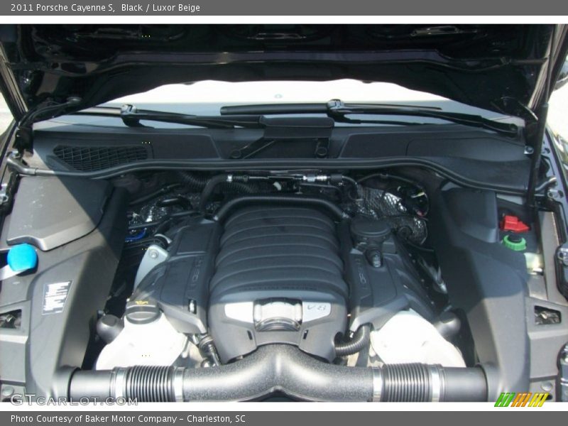 Black / Luxor Beige 2011 Porsche Cayenne S