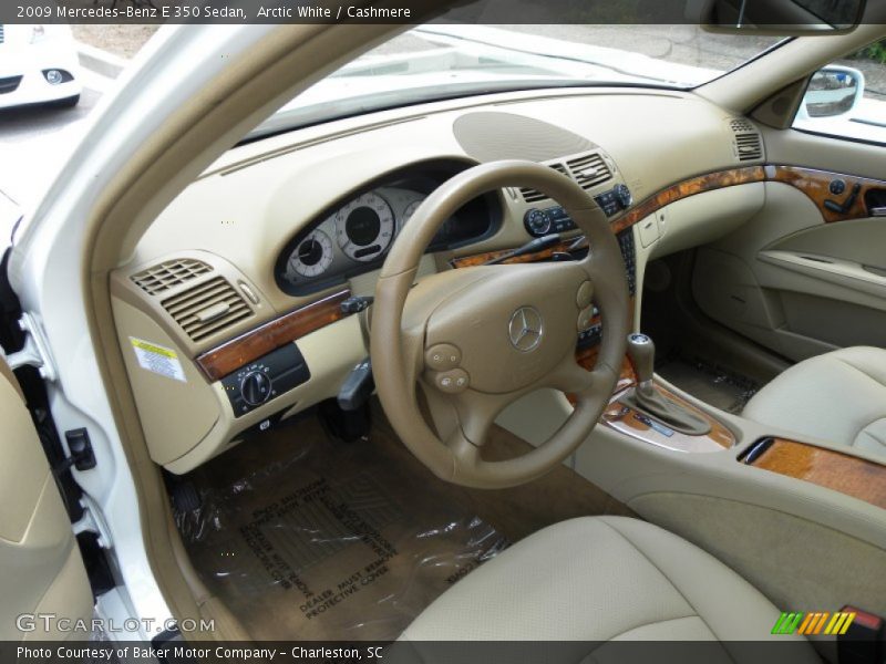 Arctic White / Cashmere 2009 Mercedes-Benz E 350 Sedan