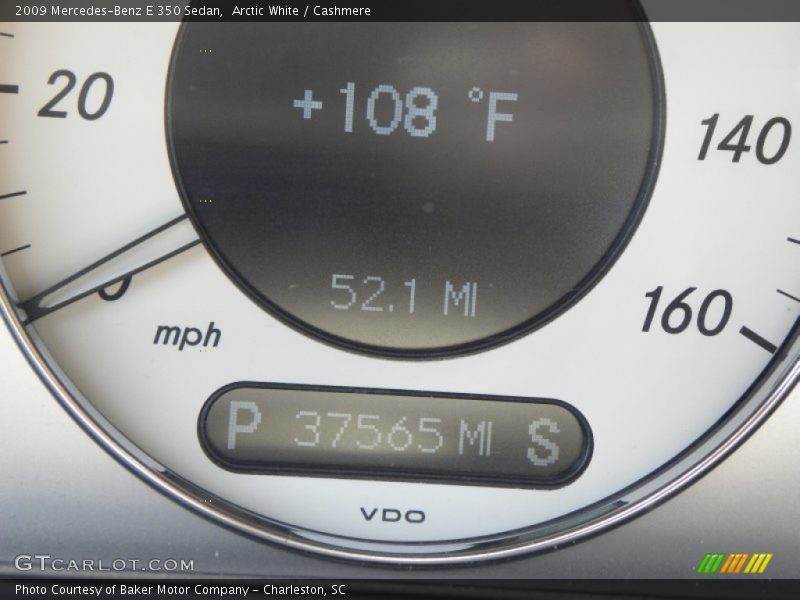 Arctic White / Cashmere 2009 Mercedes-Benz E 350 Sedan