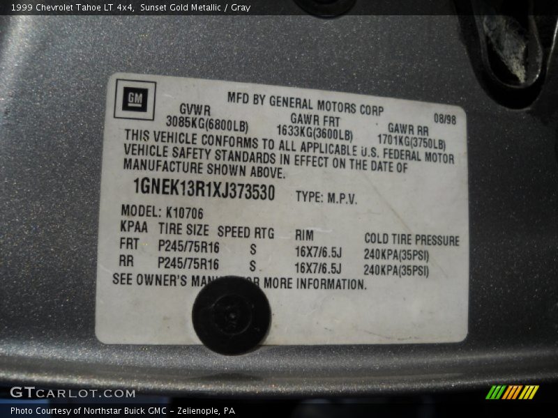 Sunset Gold Metallic / Gray 1999 Chevrolet Tahoe LT 4x4