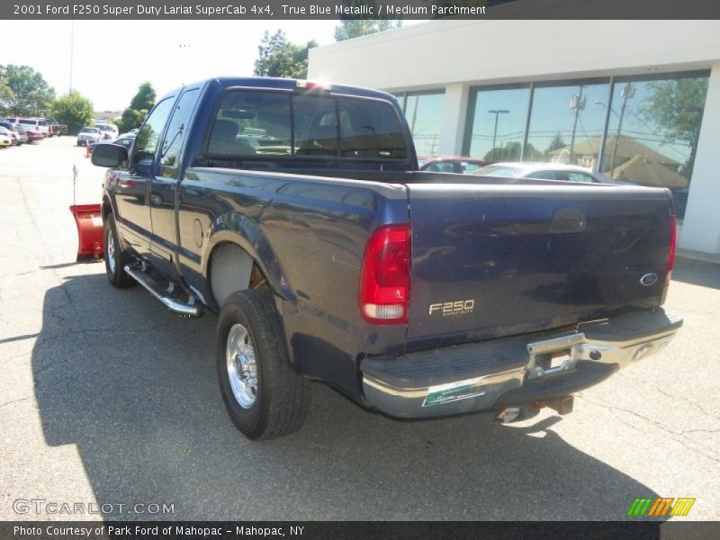 True Blue Metallic / Medium Parchment 2001 Ford F250 Super Duty Lariat SuperCab 4x4